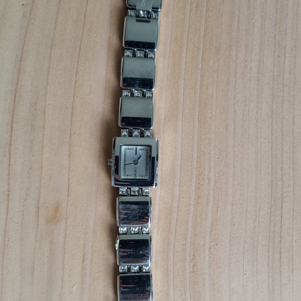 DKNY woman's watch with extension